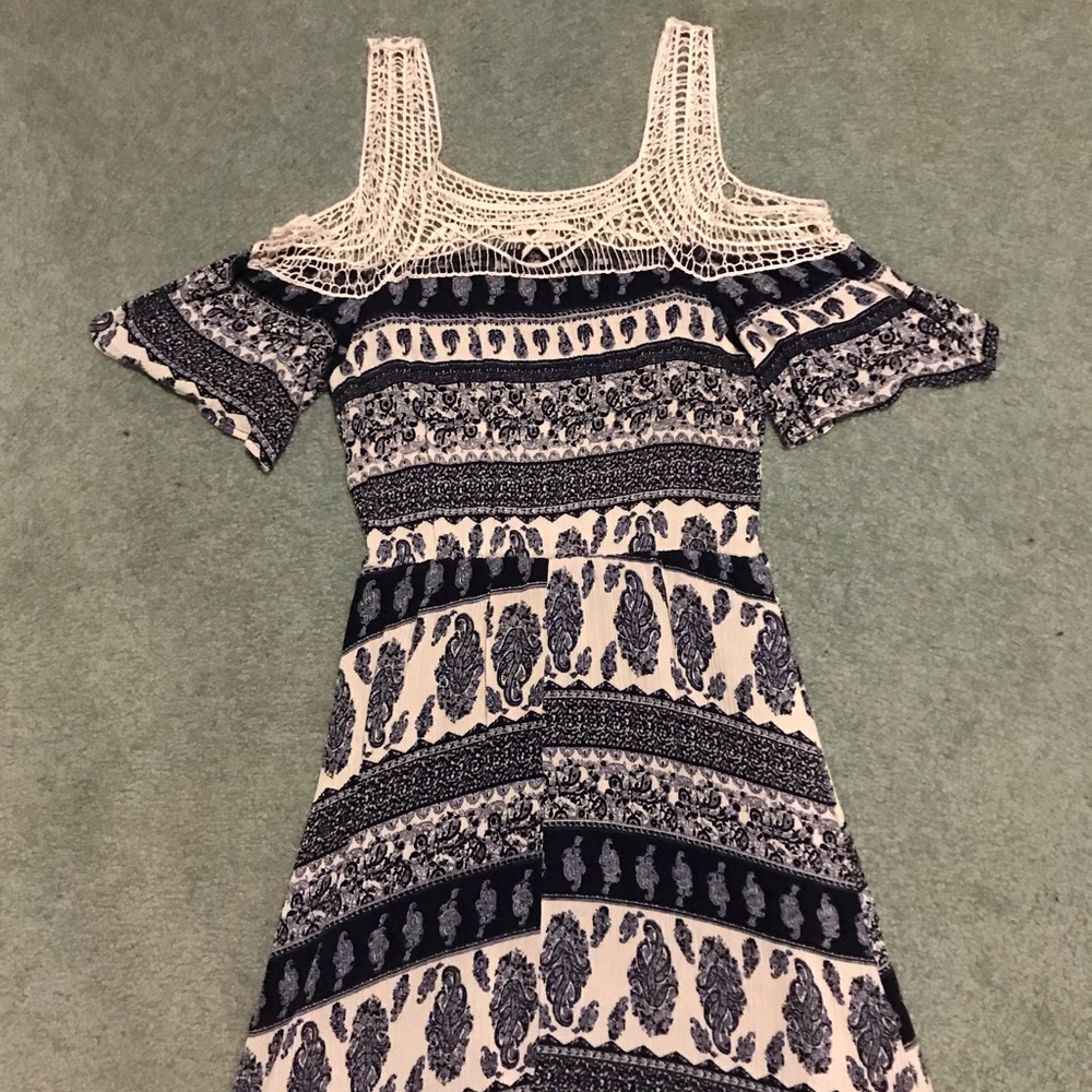 Off the shoulder strap mid thigh dress
